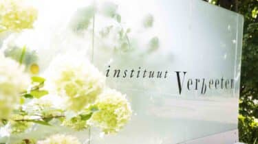 Instituut Verbeeten, Tilburg, Locatie, Sfeer, Entree